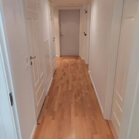 In Lund With Elevator And Garage Space With Charger Apartamento