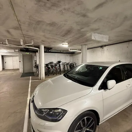 In Lund With Elevator And Garage Space With Charger Apartamento *