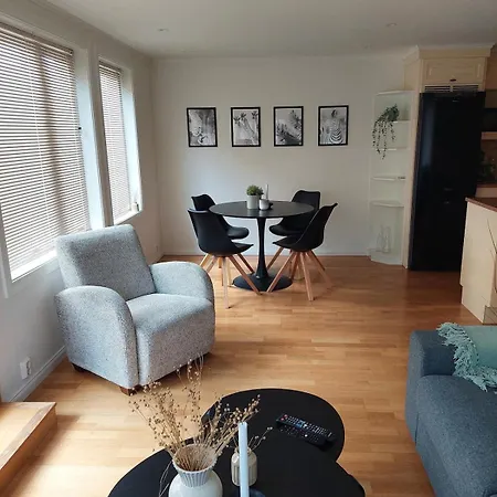 In Lund With Elevator And Garage Space With Charger Apartamento Kristiansand