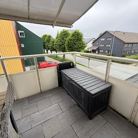 In Lund With Elevator And Garage Space With Charger Apartamento